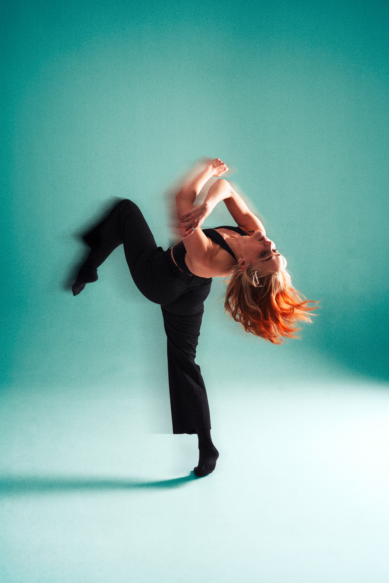 lukas-weber-lotta-dittmar-dancer-model-dance-pose